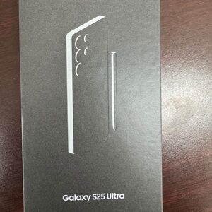 UNOPENED Samsung Galaxy S25 Ultra